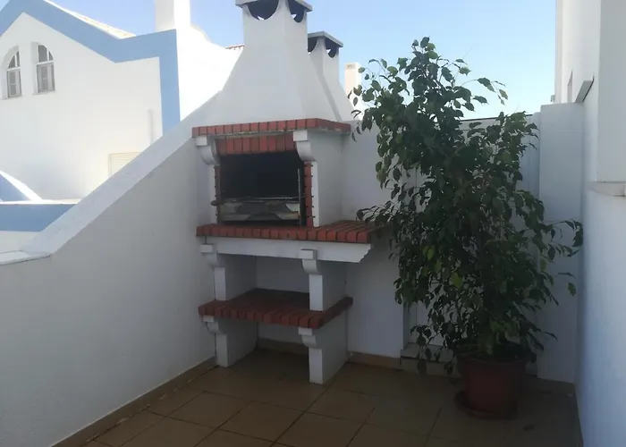 Alto Do Perogil E2 * 塔维拉